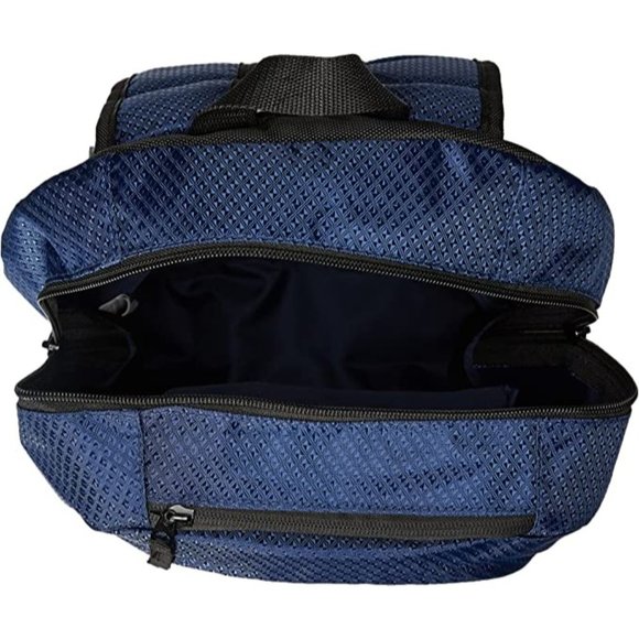 * New  UNISEX PUMA Backpack - Picture 11 of 16